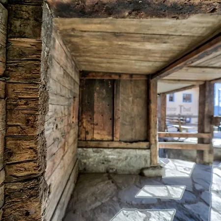 Apartment Maison Chasseur Alpine Design Champoluc