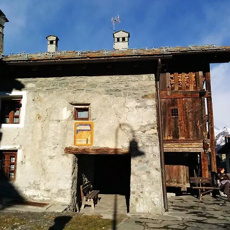 Maison Chasseur Alpine Design Champoluc