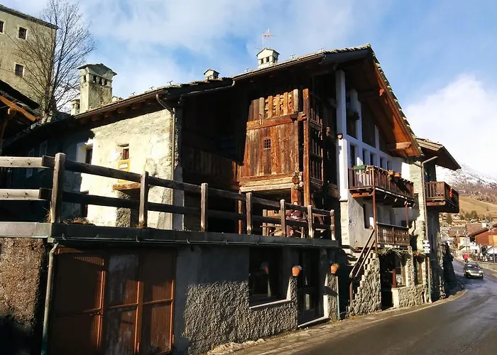 Maison Chasseur Alpine Design Apartment Champoluc